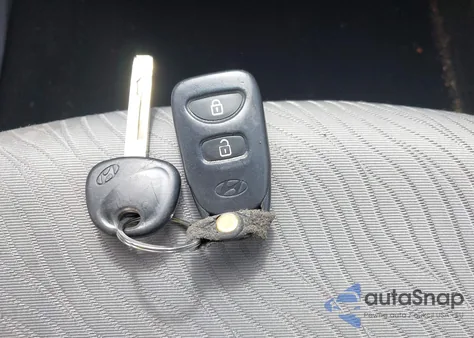 2013 Hyundai Accent Gls z USA, uszkodzony, nr VIN KMHCU4AE3DU581197